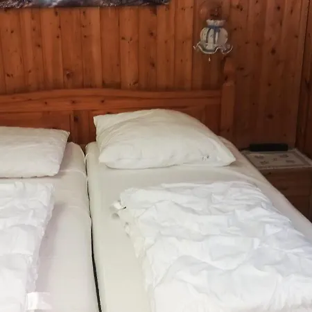 Vorauf Zirbelweg 11b Apartmán *